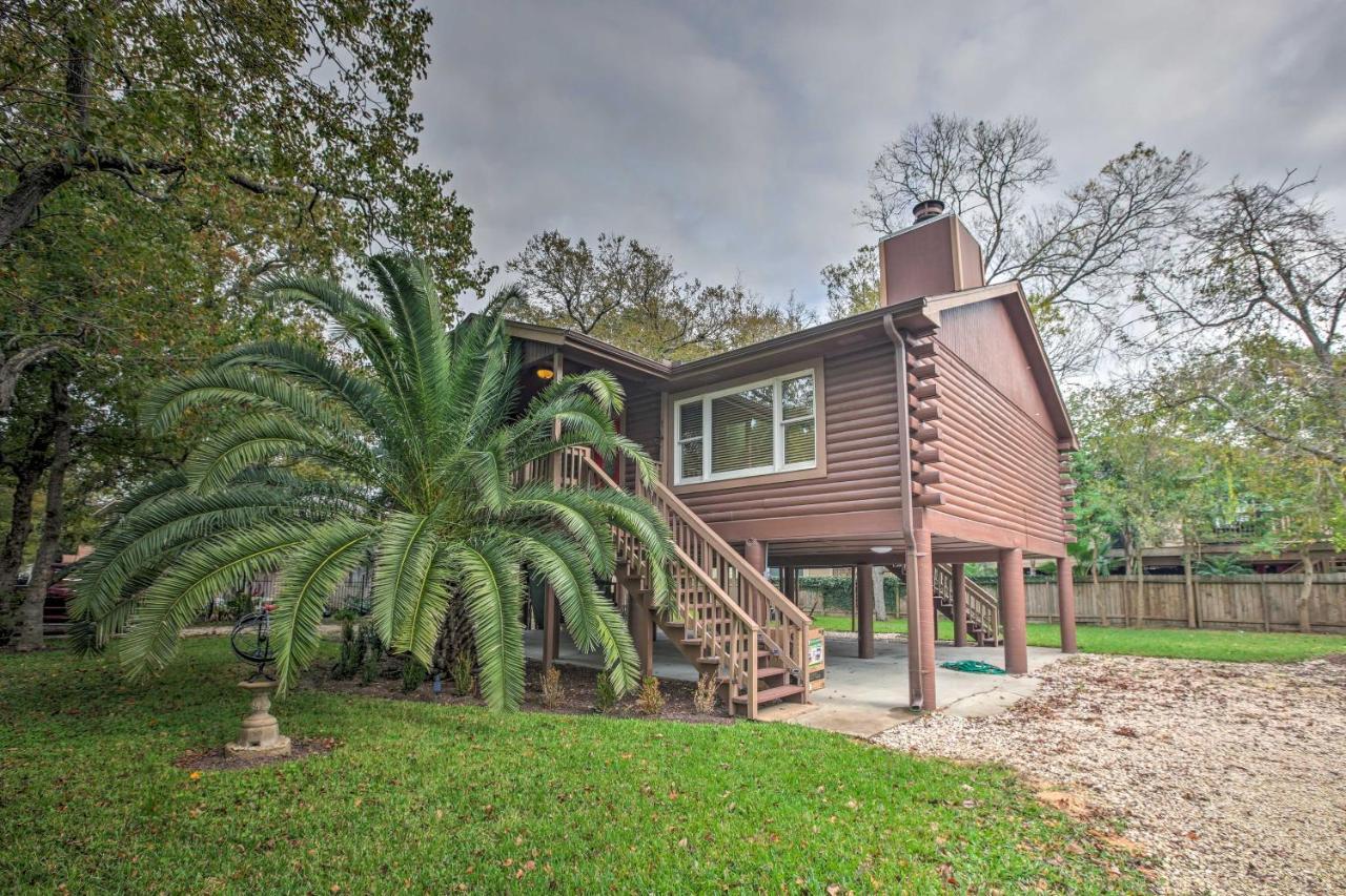 Spacious Kemah Clear Lake Home With Porch And Fire Pit Luaran gambar